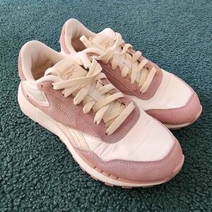 Reebok Women's Blush Pink and Cream Sneakers